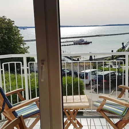 Fraenzi Mit Herr 公寓 *